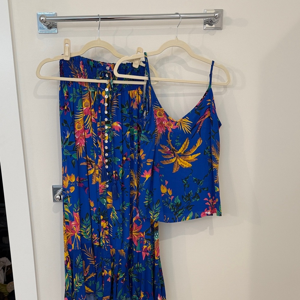 NWOT Cynthia Rowley Blue Floral Skirt